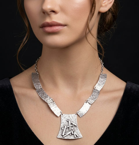 NECKLACE – 1310