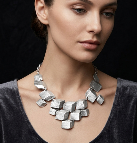 NECKLACE – 1312
