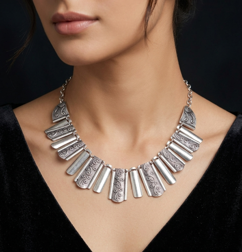 NECKLACE – 1317