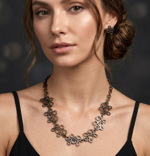 NECKLACE - 1072/B