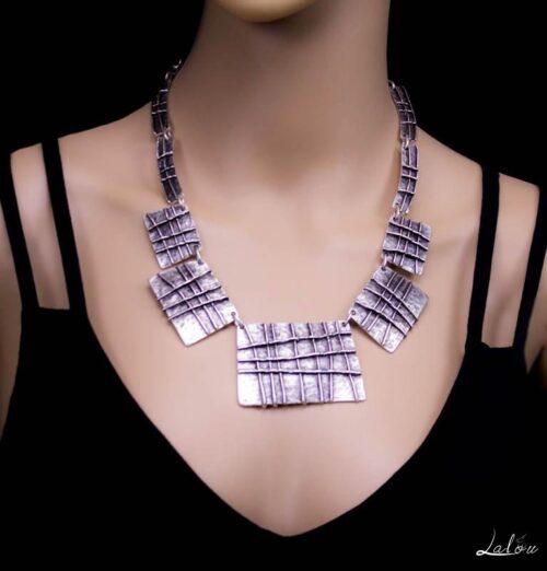NECKLACE – 1043