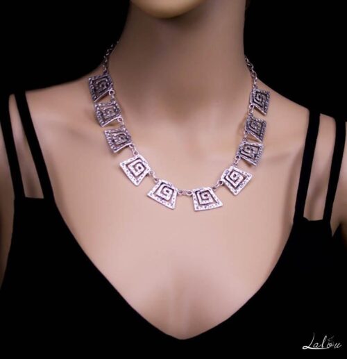 NECKLACE – 1076